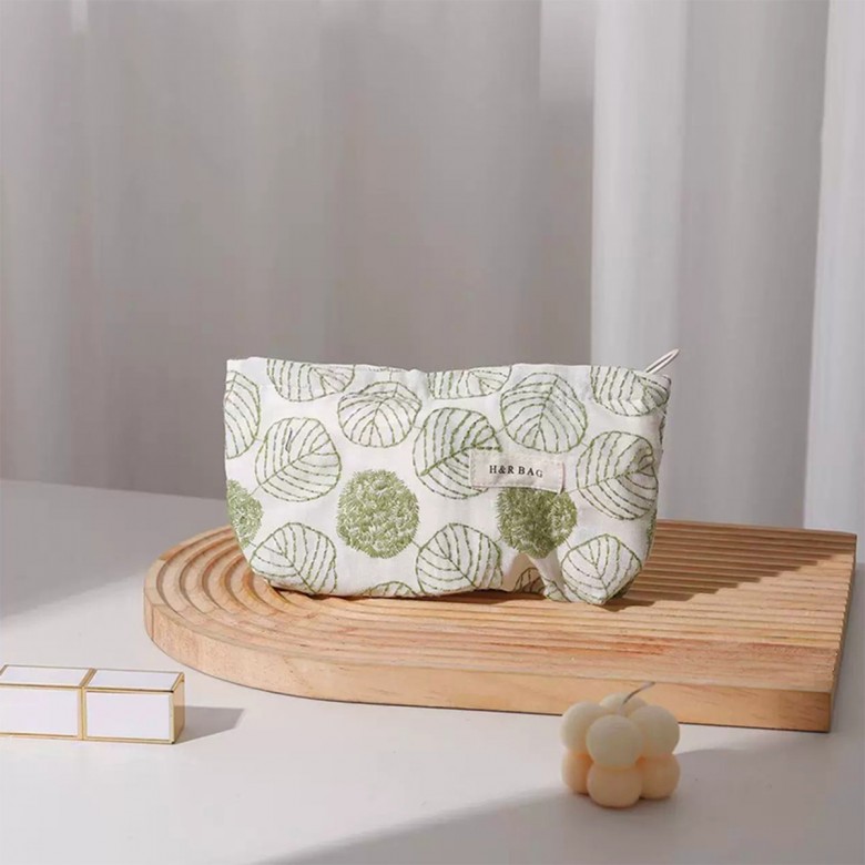 Fresh Cotton Linen Embroidered Makeup Pouch Fresh Cotton Linen Embroidered Makeup Pouch