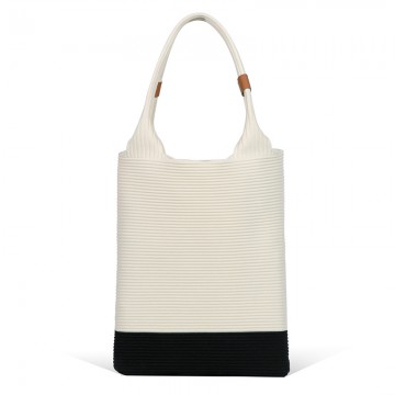 3D-Knit Shoulder Tote Bag